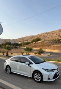 كورولا ٢٠٢٥ • ٣٠٠ كم • فول اوبشن