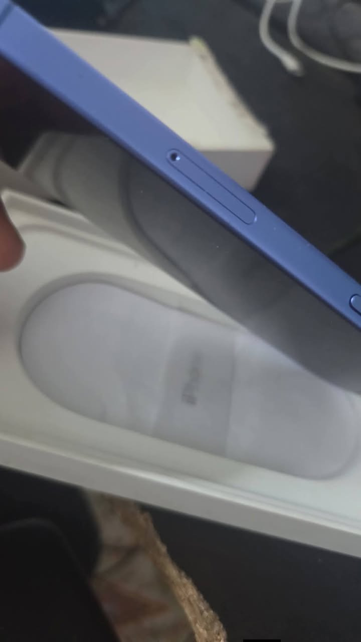 ايفون 16 بلس
جهاز نضيف جداا 
نموذج m
بطاريه 94
ذاكره 128
جهاز شرق اوسط 
AA/E
جهاز مكفول من كلشي 
شاشاه تلث خيارات فيس ايدي شغال 
اتصال او خاص 
سعر 650الف 
يوجد توصيل لكل العراق 
واتساب 
***********
