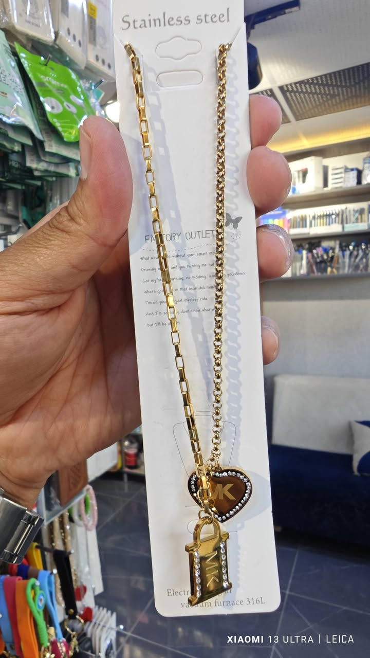 قلادة 🧕ناعمة ونازكه 
وبس ب 4 الاف دينار ✅


**إذا كنت صاحب هذا الإعلان وتريد حذفه لأي سبب، رجاءا أرسل رسالة إلى الدعم الفني**