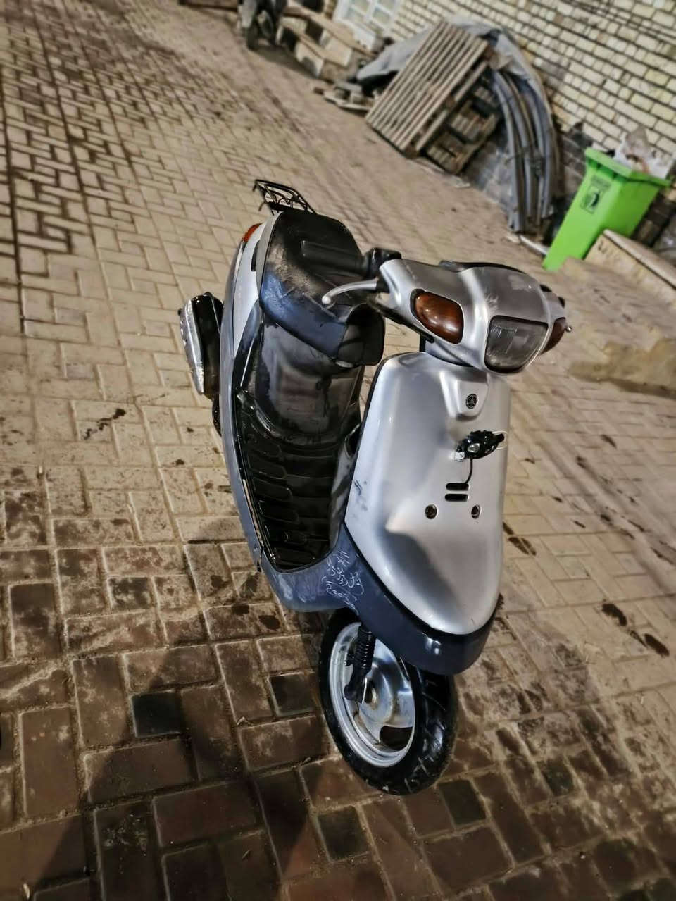 سلام عليكم دراجة بطة موديل 2003 دراجة كلشي بلاد فقط كابريتر تجاري درجة اولة 
امانة الله من صبح نكرة سلف تجي تفحص وتشوف تاخذه مصلح تفحص و ادليك بيتي اي مشكلة ترجع مكاني كربلاء حولي المهندس سعر 550 بيه مجال حك الجيه كربلاء, العراق


**إذا كنت صاحب هذا الإعلان وتريد حذفه لأي سبب، رجاءا أرسل رسالة إلى الدعم الفني**