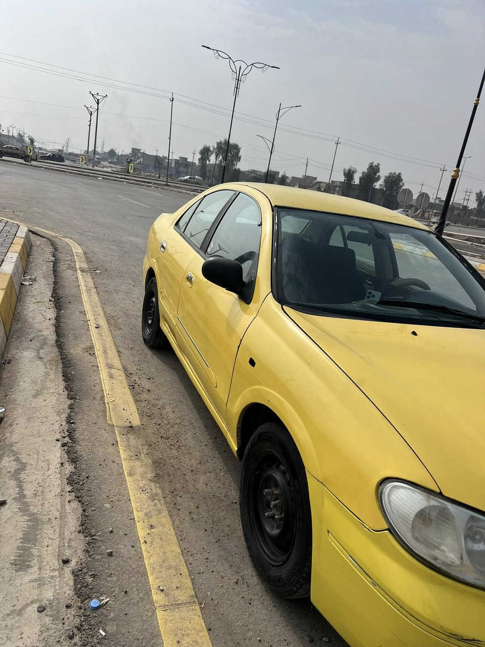 السلام عليكم نيسان صني٢٠٠٨للبيع  السيارة بيهاحادث ومعمرةمثل ماواضح بل صورة السعر٤٣وبيهامجال ***********عنوان السيارة بل موصل والشرعي بل  الناصرية تحويل مباشر
