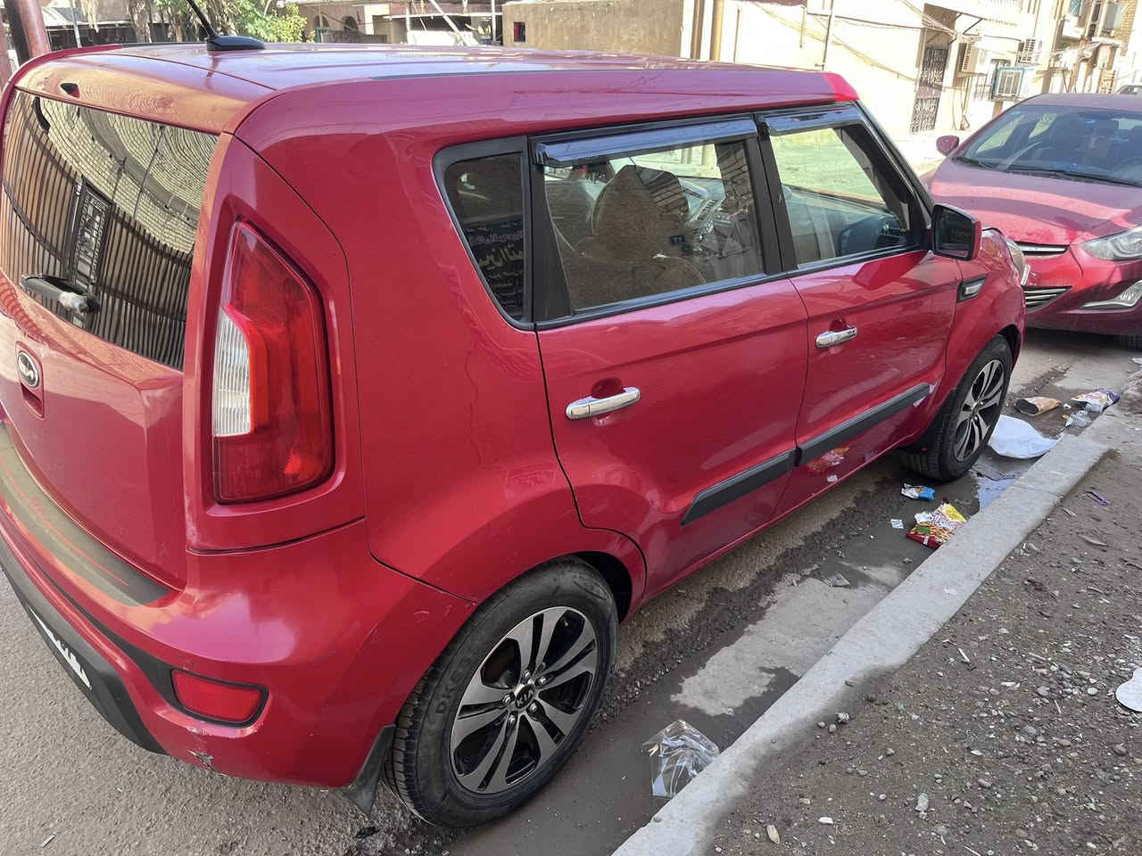 السلام عليكم كيا صول 2013 صبغ الجاملغات الامامية والبنيد وتكمة خلفية 1600 جي دي اي السعر 88 وبيهة مجال مكان السيارة التراث قرب مكتب قائد الشمري ***********
