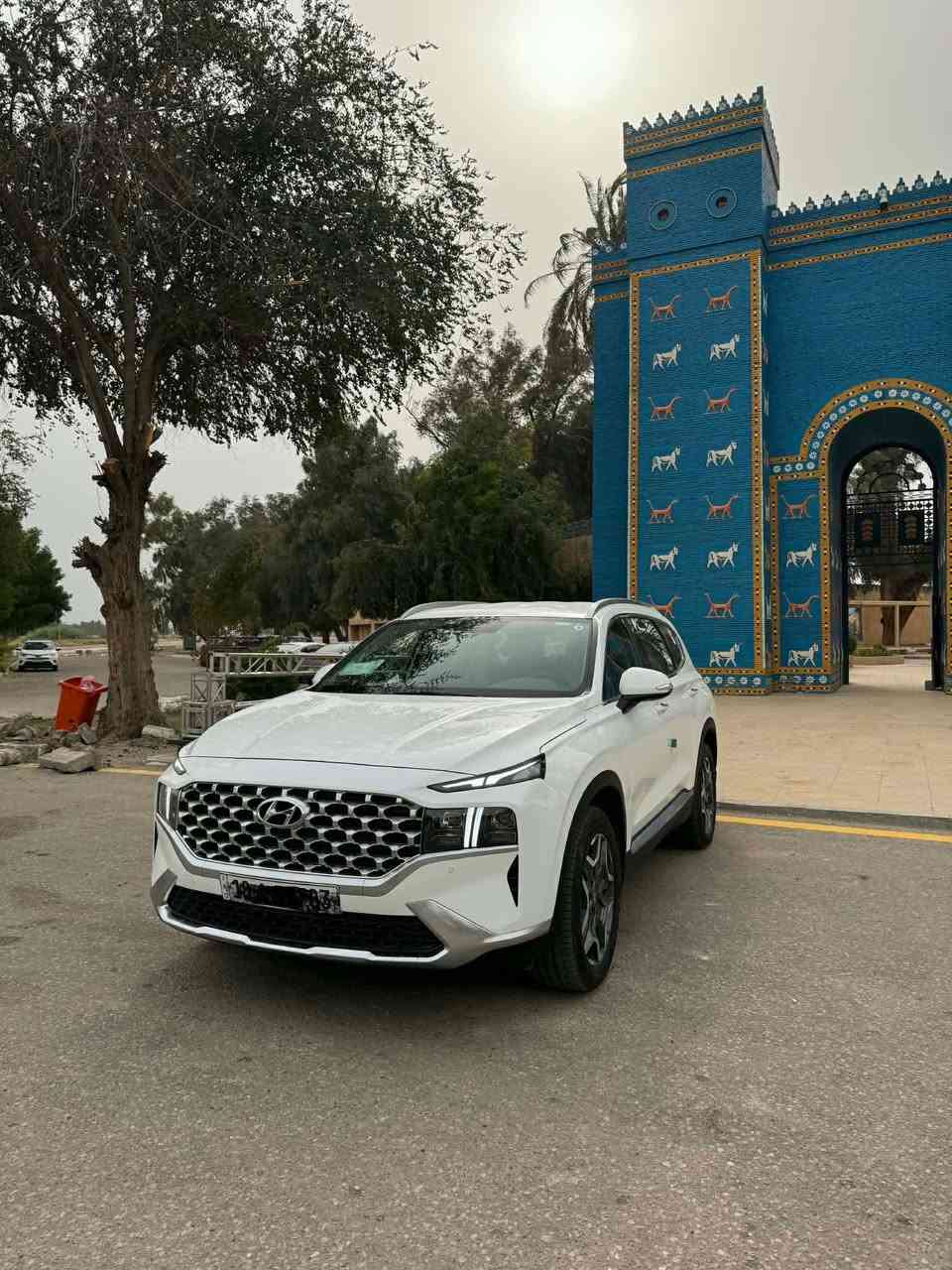 السلام عليكم
للبيع هيونداي سنتافي موديل2024 

بعدهه بضمان الشركة (خليجي مكفوله)

مكفوله كفاله عامه

محرك V6 3.5

ماشيه 7400 كم 

تبريد تلث قطع 

صندوق كهرباء شفط

 مري شفط

 اضائه ترحيبيه بال يده مل باب و بالمري 

دخول ذكي 

تشغيل عن بعد 

7 راكب  

كشنات كهرباء 

طي كشنات خلفيه كهربائي

أوامر صوتيه 

جامات كهربائيه اتو ضغطه وحده 

أربع وضعيات قياده 

كير 8 نمر

حساسات اماميه خلفيه 

هند بريك بصمه كهربائي

بردات خلفيه

السعر :285$ وبيهه مجال بسيط 

مكان السياره / بابل الحله 

للاستفسار الاتصال ع هذا الرقم / ***********
