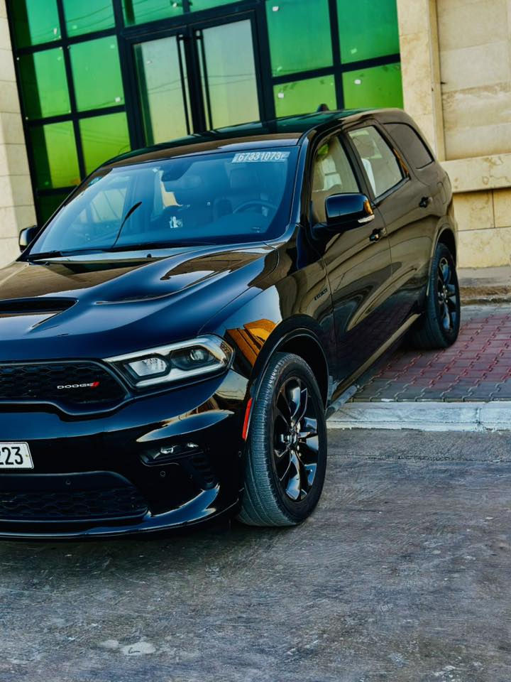 السلام عليكم للبيع دوج دورنكو م 22 تو ويل وارد امريكي باب فقط  وصور حادث بل منشور هيمي سياره فول عده فتحه جديده كلش سياره ماناقصها برغي مكان سياره بغداد 
الاستفسار 
***********.
