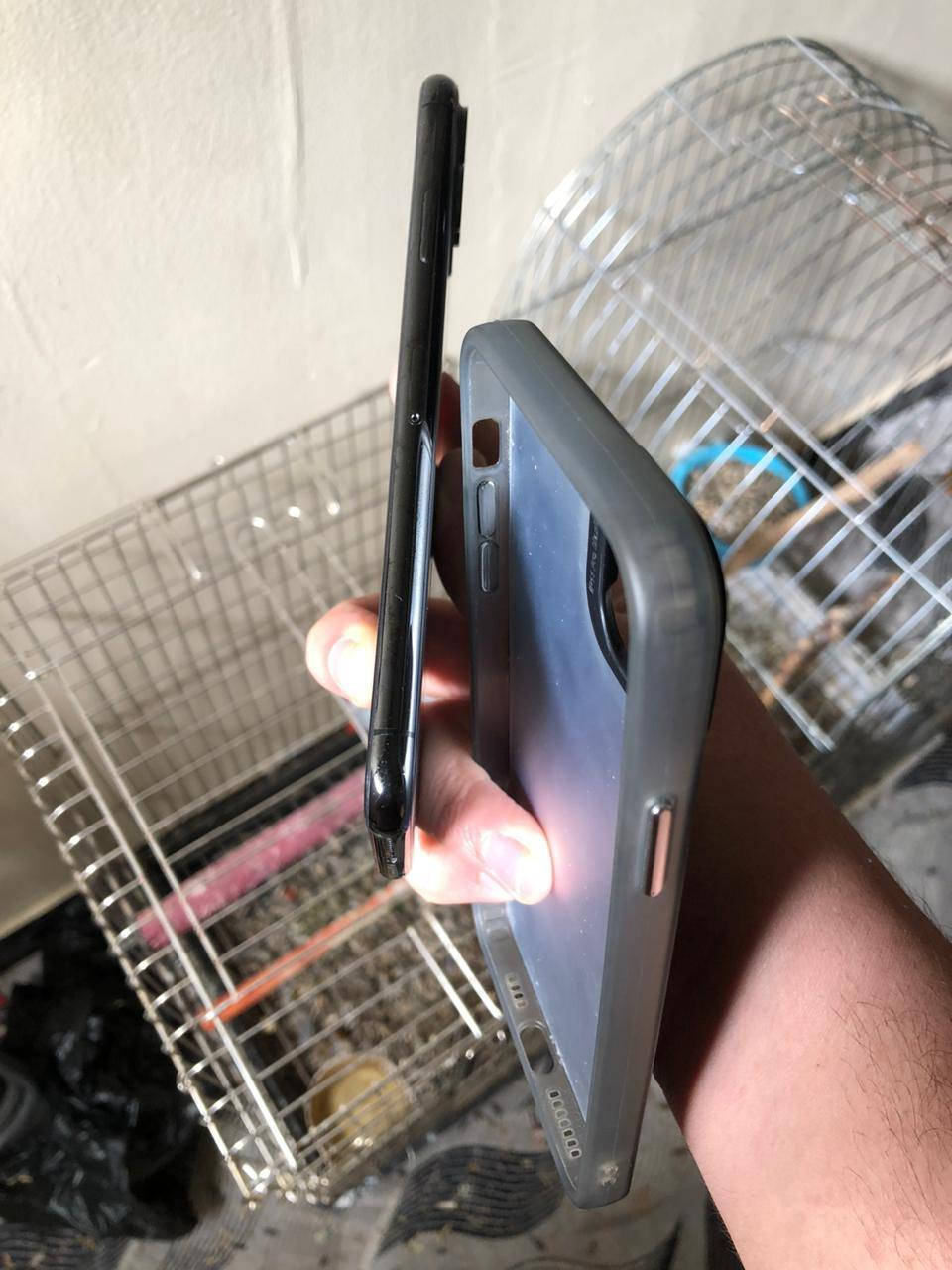 ايفون 11 برو ماكس شرط مامفتوح بطاريا 95 مكاني بغداد شخط مابي سيمكارت متوقف سعره 225
ايفون 11 برو ماكس شرط مامفتوح بطاريا 95 مكاني بغداد شخط مابي سيمكارت متوقف سعره 225 
شراي عل واتساب او خاص ***********
