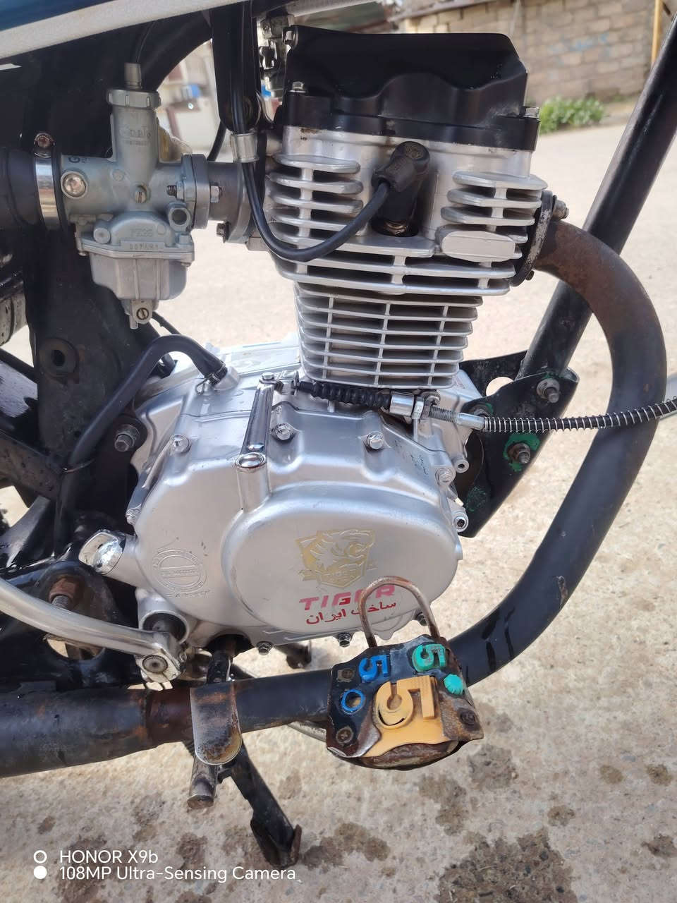 السلام عليكم مطور للبيع 2020بصمه السعر 375وبي مجال اتصل ودلل ***********
