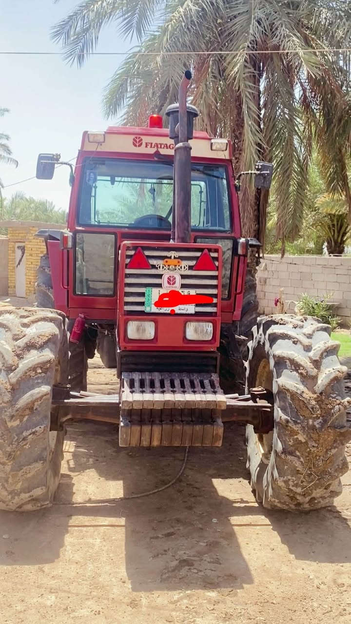 السلام عليكم فيات 140فول عادي تكمه عريضه كامل موصفات  مكان واسط نعمانيه رقم واسط ***********لاستفسار
