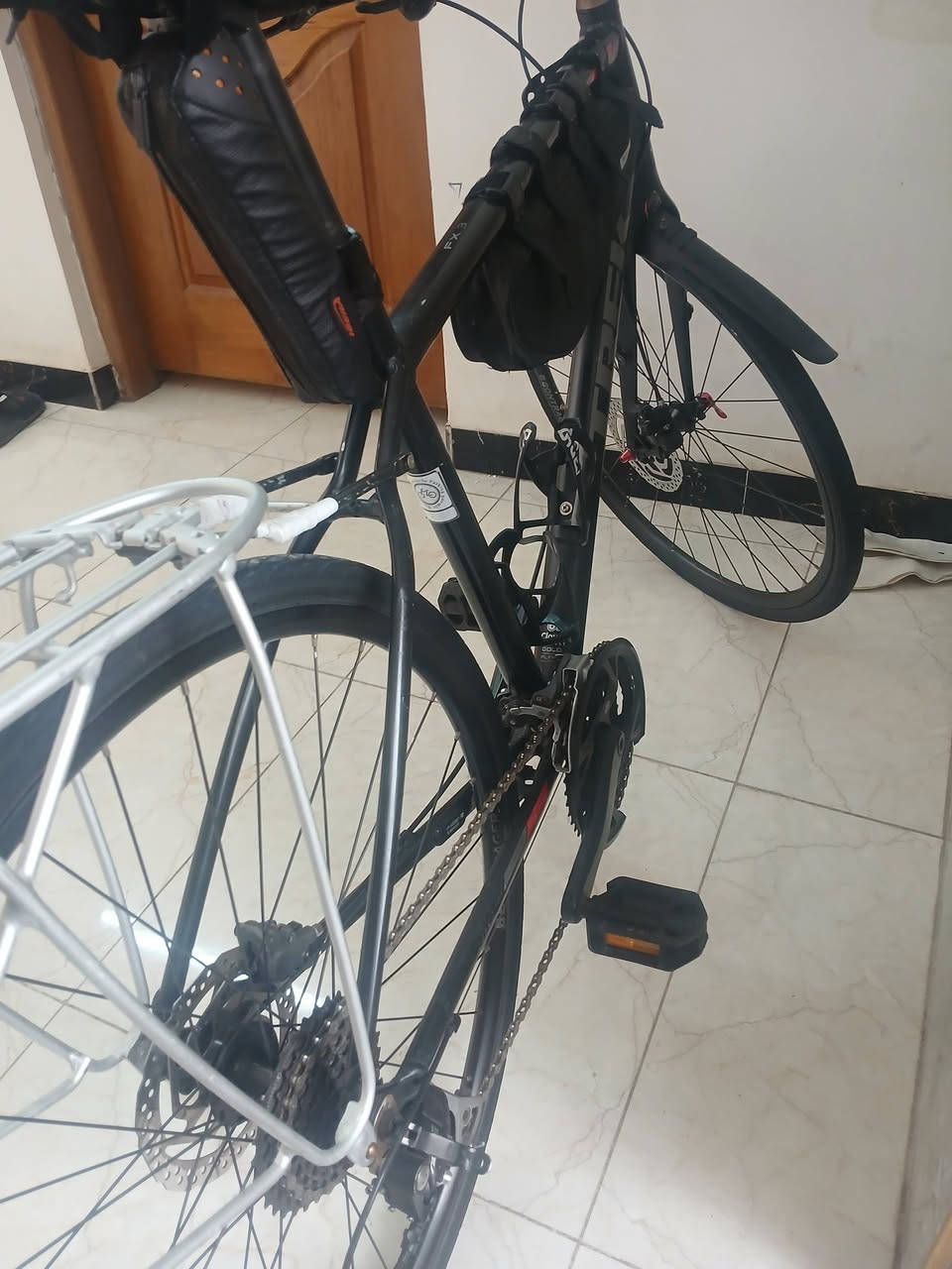 السلام عليكم ورحمة الله البيع ترحال ترك.حجم 28 سعر خاص مكاني بغداد


**إذا كنت صاحب هذا الإعلان وتريد حذفه لأي سبب، رجاءا أرسل رسالة إلى الدعم الفني**