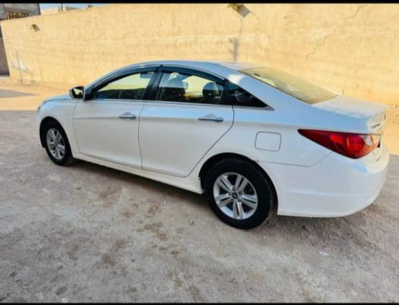 هونداي سوناتا مديل 2013
وارد كوري 
تبريد 
تدفئة 
كير 
مكينه 
كفاله 
بدي نضيف بدون ضربه بدون كص بدون تبديل 
دواخل جلد 
حداديه نص 
السعر 116 وبيها مجال بسيط 
للتواضل ***********
