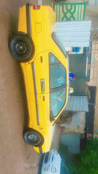 سلام عليكم سيارة بيجو لميس 2016 بسمي البنيد طاير عالجامه وطخه بدعامية  البقية مكفول صدر جديد وتخم تايرات جديد العنوان بغداد الرقم ***********
