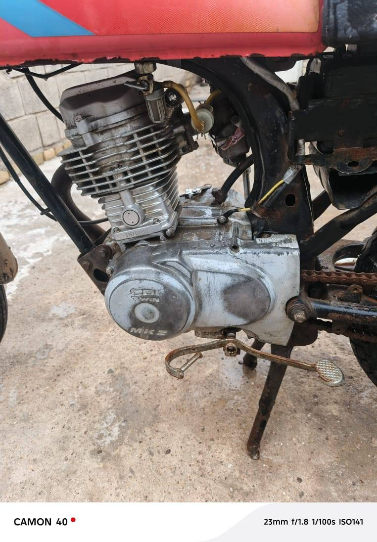 سلام عليكم البيع دراجه شاصي نامه صلي سعر 250 بيه مجال مدون وراق مكان العماره رقم الهاتف  *********** ///***********//
