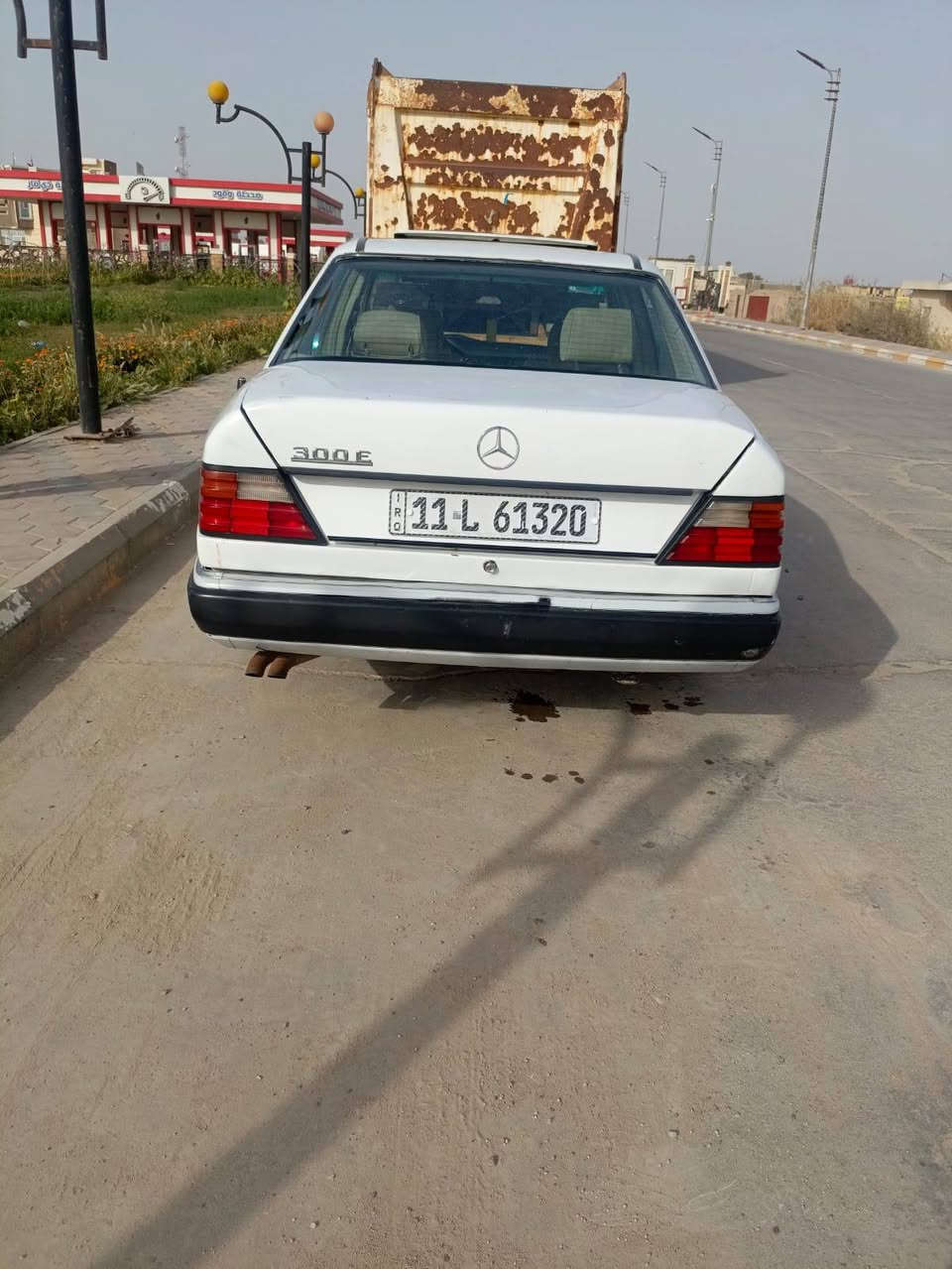 السلام عليكم سياره للبيع موديل 91 كفاله عامه حداديه تبريد ❄️ كلشي شغال سياره سنويه مشروع وطني رقم ***********سعر خاص وشراي بل خدمه
