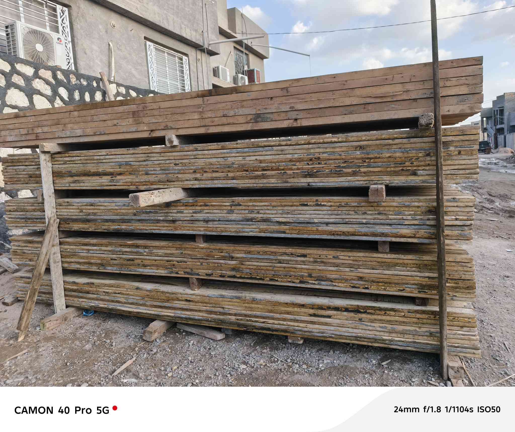 قالب خشب للبيع العدد 14 مكعب 25 تارس العنوان بابل اتصال ***********
