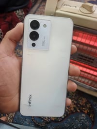 انفنكس. نوت 12 ذاكره 256 بلادي ممفتوح دبل خط سعره 100 او مراوس شعندك ن...