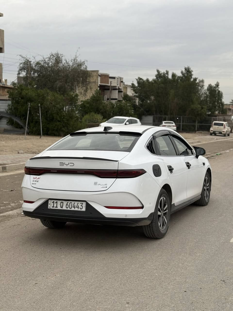 السلام عليكم byd جن بلاس فول مواصفات
فتحه
ويلكب كروم
13 كامره 
كشن كهرباء
4 رادار
نقطه عمياء
تبريد قطعتين
وقوف ذاتي 
مانع انزلاق
كروز سرعه
قياده ذاتيه
بعد بيها هواي مواصفات  السياره ماشيه 2000 وشويه
السياره جديده زيرو رقم بغداد تحويل بسمي ثاني يوم
السياره جاهز على اخر حبه 
سعرها 21300 وبيها مجال حك جيه
الرقم***********
