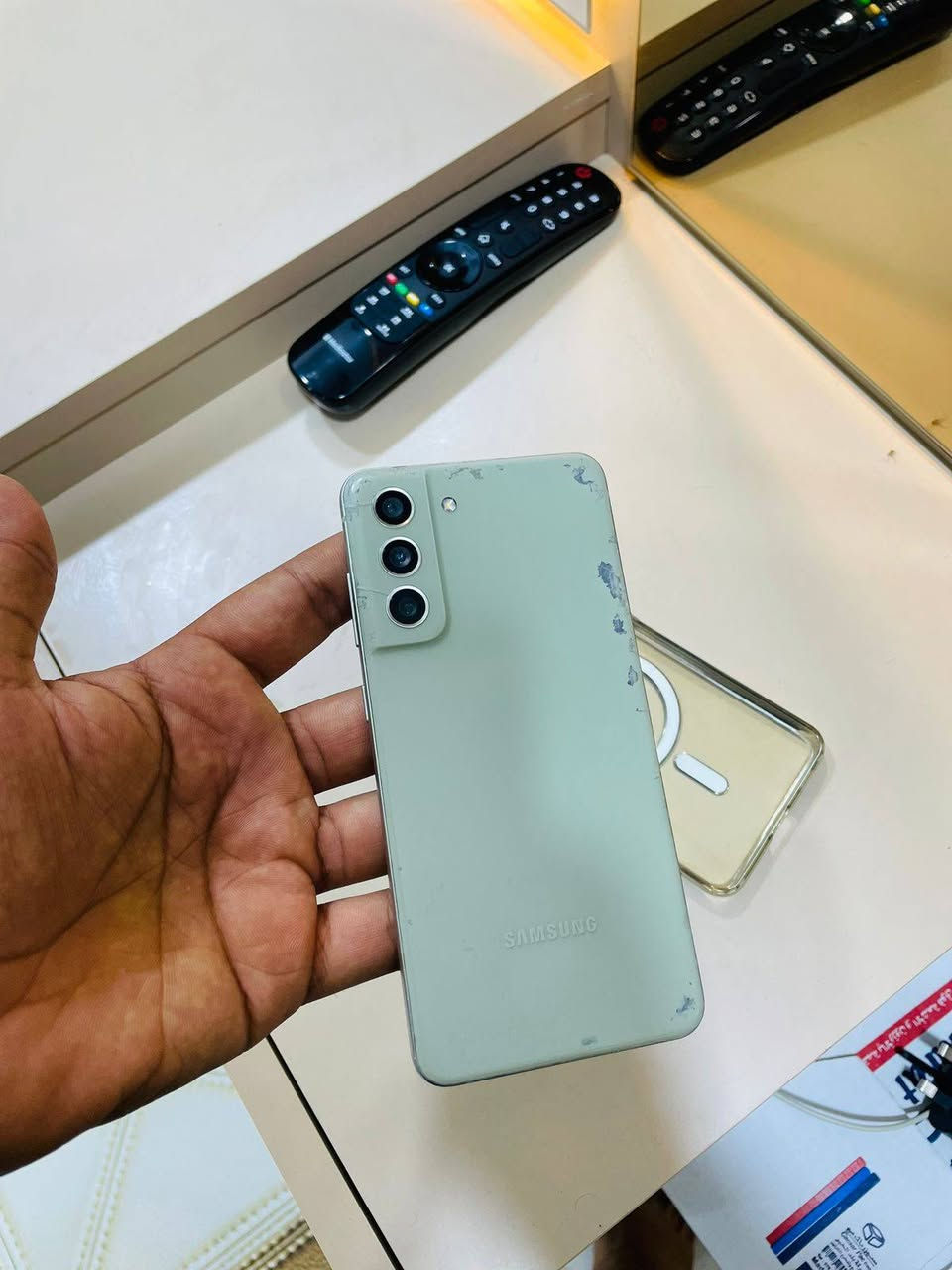 Galaxy S21 FE 5G
جهاز في حاله الوكاله ذاكره 256 الظهر مالته خليته لاسق وشلته وجلب بي باقي التفاصيل خاص السعر 275 العنوان البصره الكزيزه تواصل ***********
