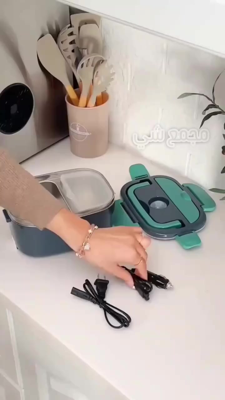 🔥 ودّع الأكل البارد للأبد!
سفرطاس يُسخّن أكلَك وين ما تروح 🍱⚡

سفرطاس كهربائي ✨
تصميم عملي وأنيق، مصنوع من بلاستيك عالي الجودة، صحي وآمن وما يمتص الروائح 👌
تگدر تستخدمه كـ حافظة طعام أو كـ طباخ صغير للتسخين 🔥
يشتغل بالكهرباء وبزر واحد فقط 🔘 ويجي وياه سلك كهربائي
بي أربع أوعية ستانلس ستيل أصلية ويا قبق سيليكون محكم الإغلاق 🥣حافظه للطعام 
🍚 تمن
🥩 لحم
🥦 خضار
🫘 فاسوليا
أو حتى للحفاظ على الأكل فقط
مثالي للسفر ✈️
للدوام 🏢
للجامعة 🎓
وللبيت 🏠

📩 راسلنا هسه واطلبه قبل نفاد الكمية!

#سفرطاس_كهربائي
#حافظة_طعام
#لانش_بوكس
#تسخين_الاكل
#مجمع_شي
طبخ_سريع
لانش_بوكس_كهربائي


**إذا كنت صاحب هذا الإعلان وتريد حذفه لأي سبب، رجاءا أرسل رسالة إلى الدعم الفني**