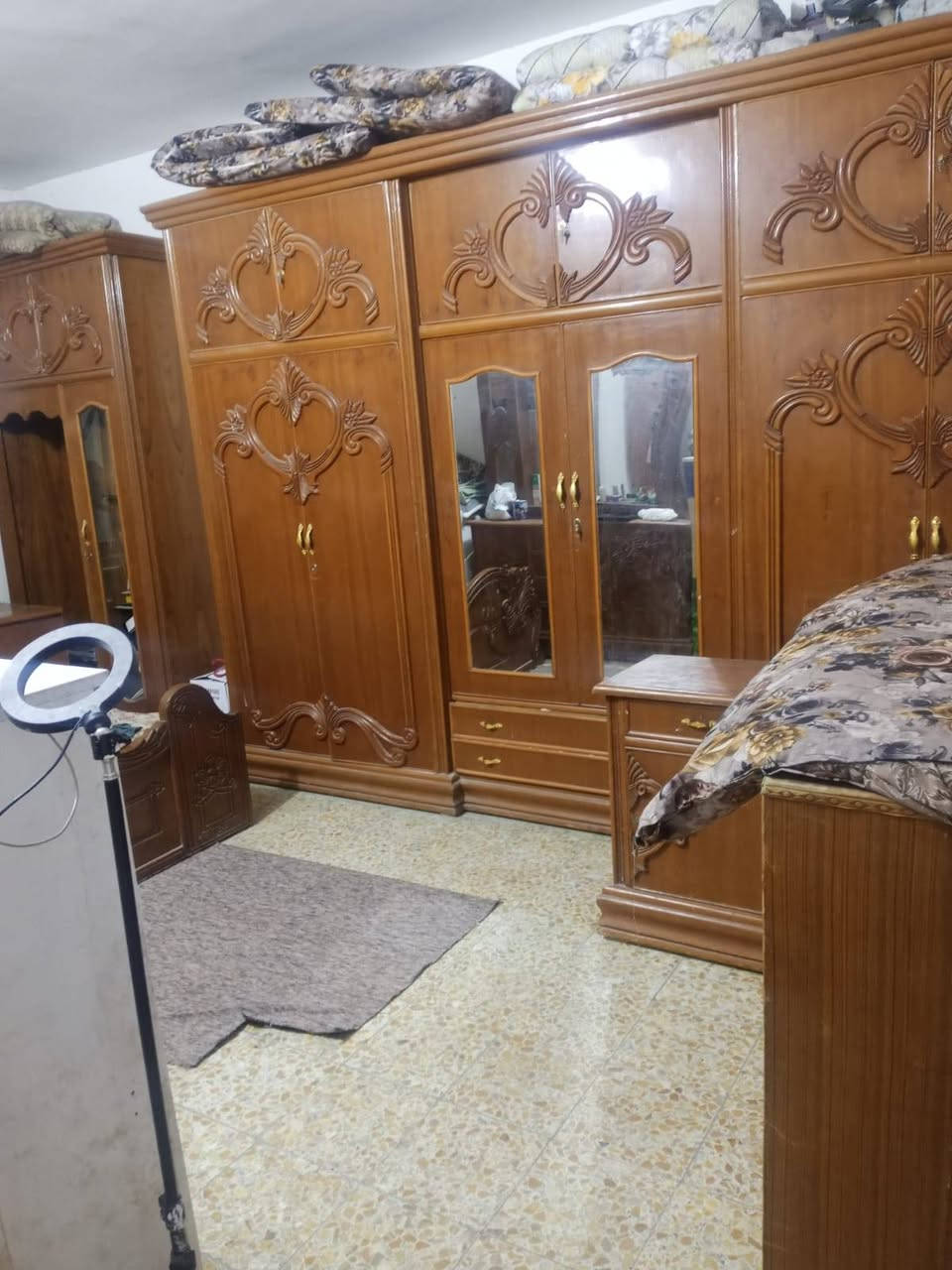 @إشارة بيت للاجار 

بيت للايجار 100 متر 
  سعر الايجار 150 الف 
يحتوى على ، صاله وغرفه ومطبخ وتخاريج 
الموقع ، شارع المطار القديم فرع اسواق الجنائن


**إذا كنت صاحب هذا الإعلان وتريد حذفه لأي سبب، رجاءا أرسل رسالة إلى الدعم الفني**