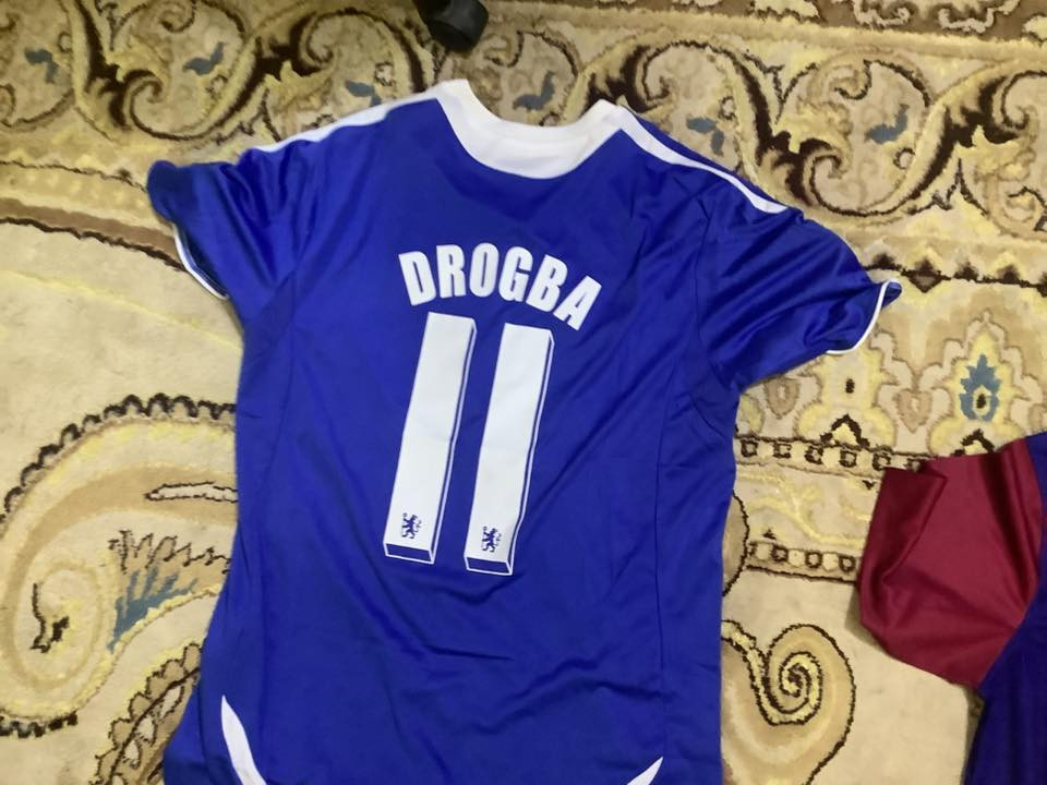 دريسات سعر قطعة 10 بس دريس برشلونة و تشلسي 20 قياسات برشلونة M تشيلسي L ريال XL برتغال XL مكاني ديالى بعقوبة عندي توصيل إذا ما تقدر تراسلني دزلي طلب صداقة واني أراسلك


**إذا كنت صاحب هذا الإعلان وتريد حذفه لأي سبب، رجاءا أرسل رسالة إلى الدعم الفني**