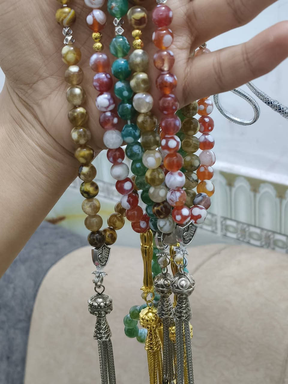 سبح حجر طبيعي 
عقيق ملون
السعر 8 الاف فقط القطعه 
اخر 5 قطع


**إذا كنت صاحب هذا الإعلان وتريد حذفه لأي سبب، رجاءا أرسل رسالة إلى الدعم الفني**