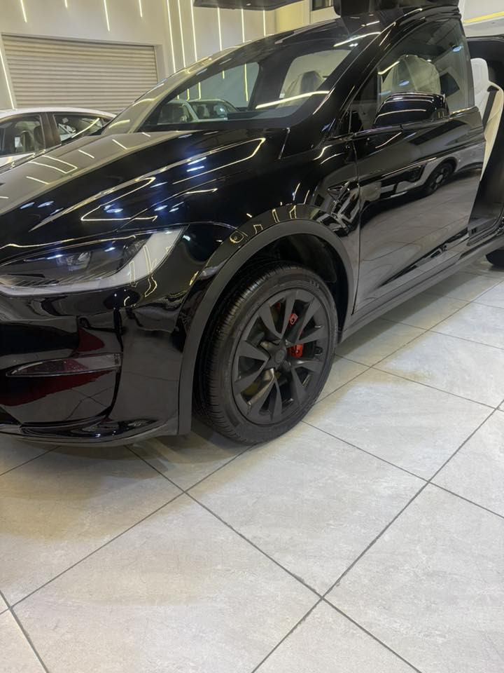 تسلا x بليد بيع مستعجل بسعر جداً مناسب الي يعجبه وشراي يتصل ونتفاهم اعلا مواصفات داخل ابيض كشنات منفصل بلادي 1020 حصان جديده جداً اون لاين موديل 23 للاتصال *********** علماً السياره مغلفه بالكامل من امريكا تغليف امريكا عليها مع كفاله ضمان سنه من تاريخ البيع
