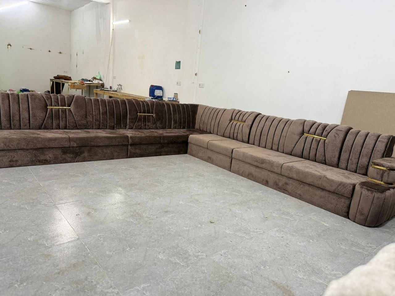 للبيع ديوان 7امتر 10مقعد خشب بلوك اسود
السعر 350الف شغل حسب طلب


**إذا كنت صاحب هذا الإعلان وتريد حذفه لأي سبب، رجاءا أرسل رسالة إلى الدعم الفني**