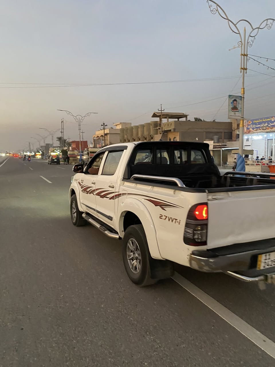 سلام عليكم
للبيع تويوتا هايلوكس 2013 فور ويل دبل اكسل كويتي مذهب فول مواصفات كير اتماتيك
رقم بغداد الدولي شرط التحويل السياره بسمي ويل كروم
شاصي 22
مواصفاتها
يدات مذهبا وموصفات الكويتي معروفه
تحكم استيرن جهتين
شاشه أندرويد شادلها
كامرى خلفيه
ابلوتوث
هوك خلفي أستيل هم شادلها جديد
دوشمه جديده
السياره كير محرك كفاله عامه جديده وما متعوبه على ايدنه
مكان السياره طوز خورماتو أو كركوك
بيع أو مراوس حسب القناقه
سعرها 190 وبيها مجال للطيبين
رقم الهاتف / ***********
