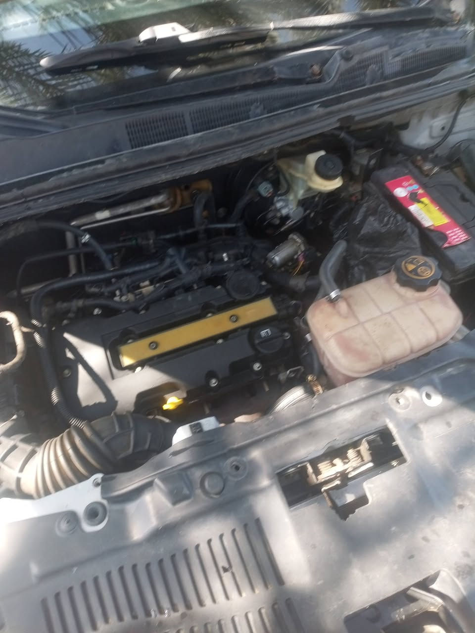 سياره للبيع موديل 13 مكينه حداديه تخم تاير تبريد مكان السياره بابل عنانه علما ان السياره باقي على التحويل 6اشعر  سعر75 بيه مجال قليل الإتصال ***********
