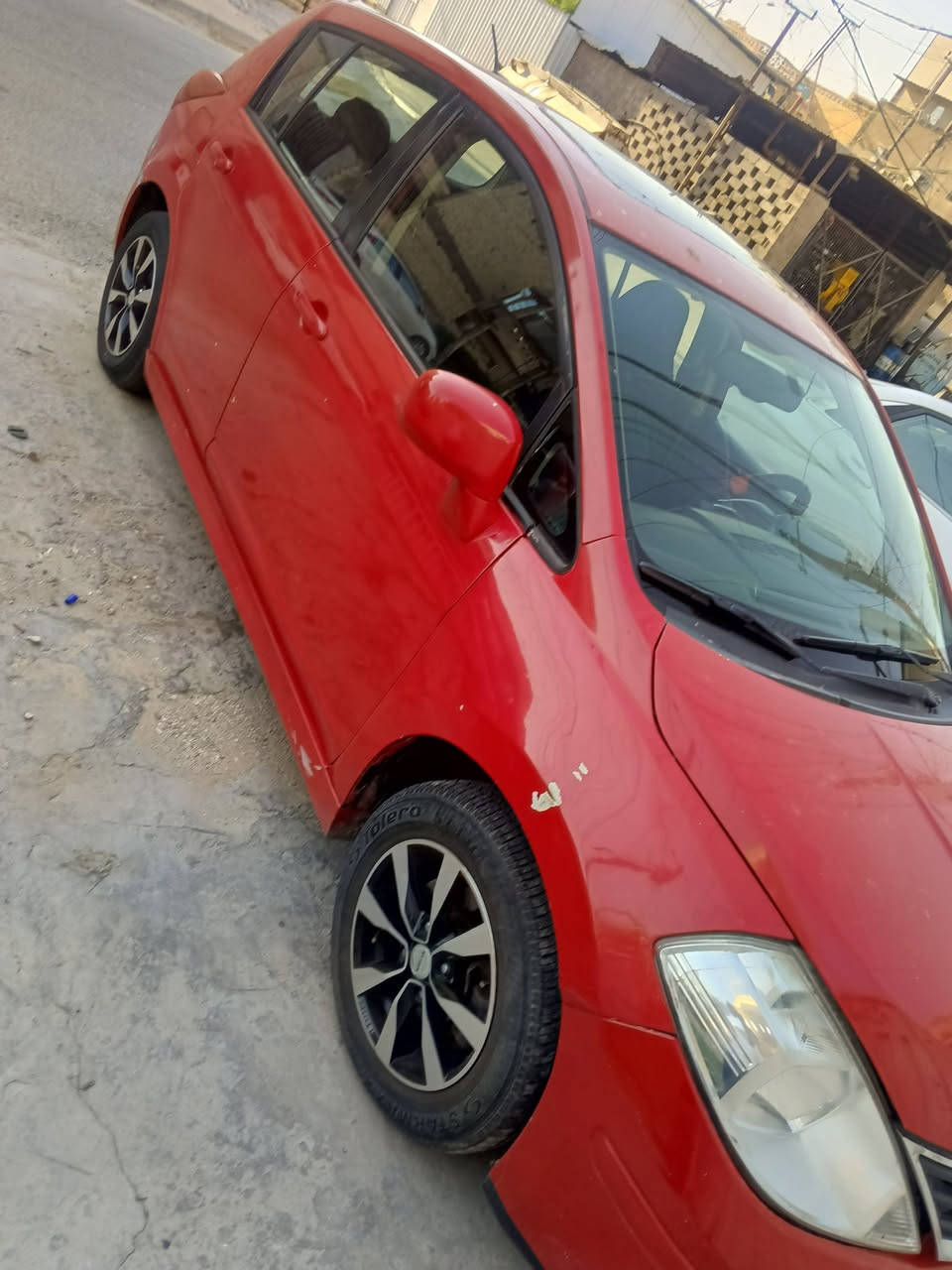 للبيع نيسان فيرسا 2009 فول مواصفات شاشة تحكم ستيرن وغيرها السعر 67 وبيها مجال بسيط سنويه 2031 
***********

