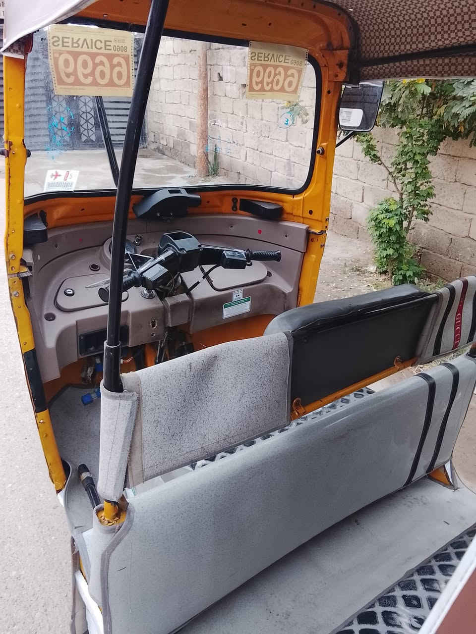 السلام عليكم تيك توك موديل 16 طابه عله 17 خير من الله محرك مال 20 السعر 3400 وبيه مجال الرقم ***********
