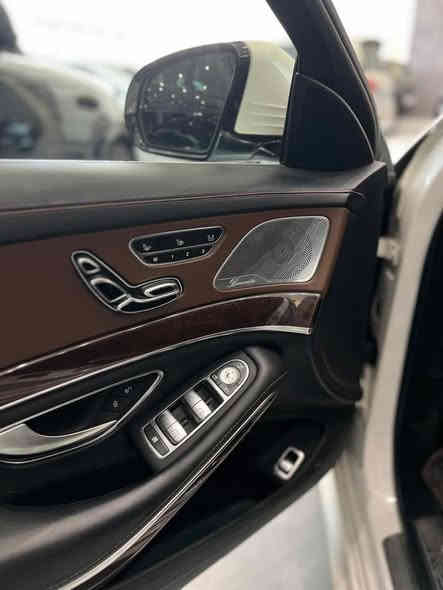 للبيع فقط 
مارسدس 560 

موديل 18 كفاله عامه 

خليجيه بصمتين وكاله الشاكرين

كامله بدون اي نقص 

ماشيه 48 فقط جديده 

عليهه رقم مميز ثلاثي 

السعر 75 الف رقم عادي 

وي الرقم 95 الف 

مكاني بغداد 

***********
