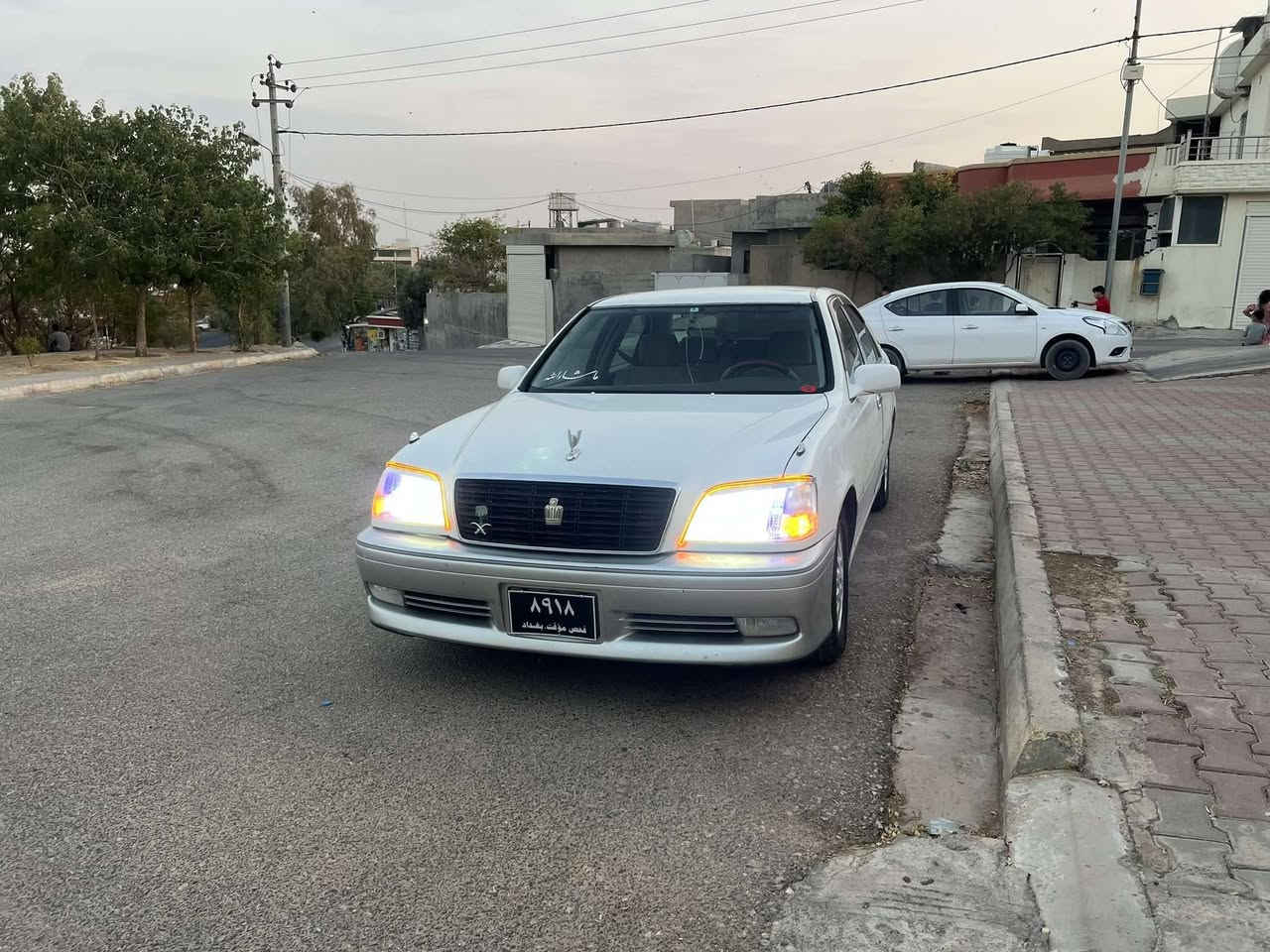 مووس  2001
2دووگمه ی  مه کینە گە ورە 175
بێ بۆیاخ  
بێ قرچوو ده عم  115هه زار ڕۆشتوە
برێکی به ستراوە  بێ نوقسانیە
بێ تە قه و ڕه قه
دە شپول نە جە ف ڕه قه م یه ک
سه یارە ی  مه عره ز نیە ماڵانە
کامل مه سره ف کراوە
شوێن کە لار
سعری46گڵاو مه جال
گۆڕینە وە ناکە ین 
تکایە تێڵ بکە 
***********
