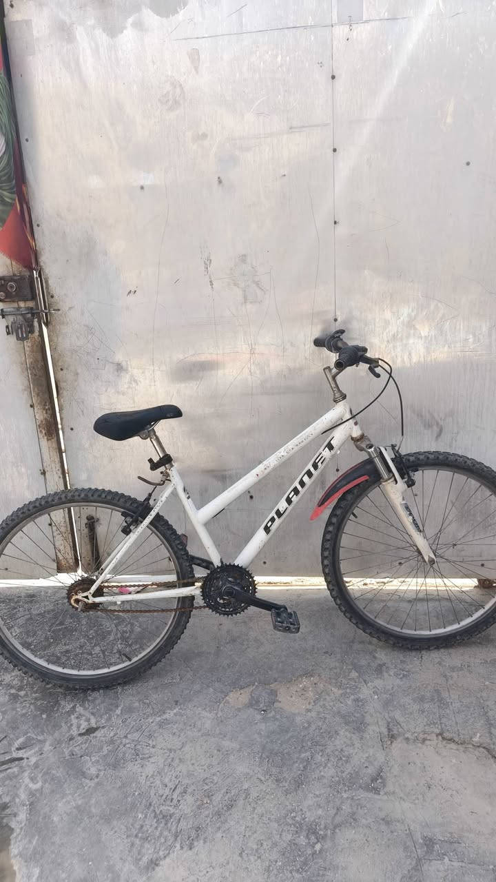 السلام عليكم بايسكل للبيع سعر 50 وبي مجال


**إذا كنت صاحب هذا الإعلان وتريد حذفه لأي سبب، رجاءا أرسل رسالة إلى الدعم الفني**