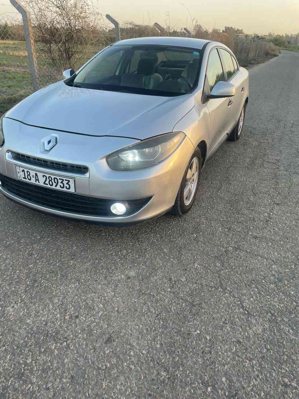 السلام عليكم 
رينو فلونس فرنسي موديل ٢٠١٢ محرك قبق اصفر كير ATF رقم بابل بسمي السعر ٧٥ ورقة مكاني الديوانية ***********
