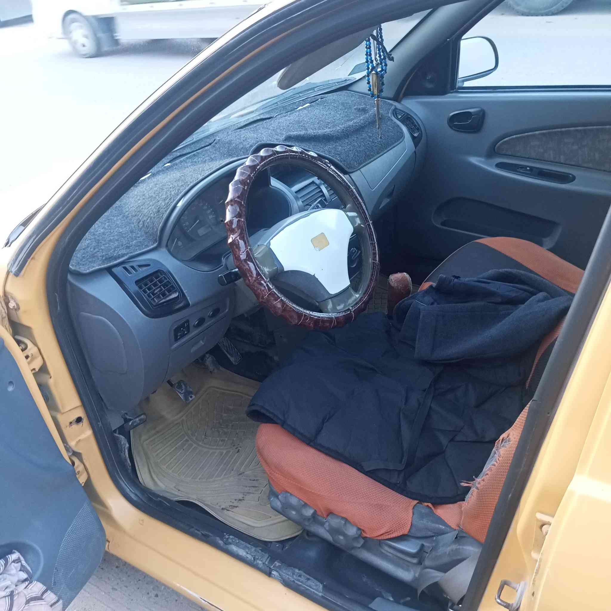 السلام عليكم سيارة طيبة موديل 2016
الرقم كربلاء هيئةوغرامات ماعليها مصفرة،السيارة بأسمي،السنوية صلاحيتها لغاية 2029  بيها 3 قطع صبغ  ، تخم تاير، حدادية زينة 80٪  ، گير خير من الله مكفول، المكينة بيها خيط بخار،
 السعر ب 30 وبيها مجال  المكان كربلاء للتواصل رقم الهاتف /***********
***********
