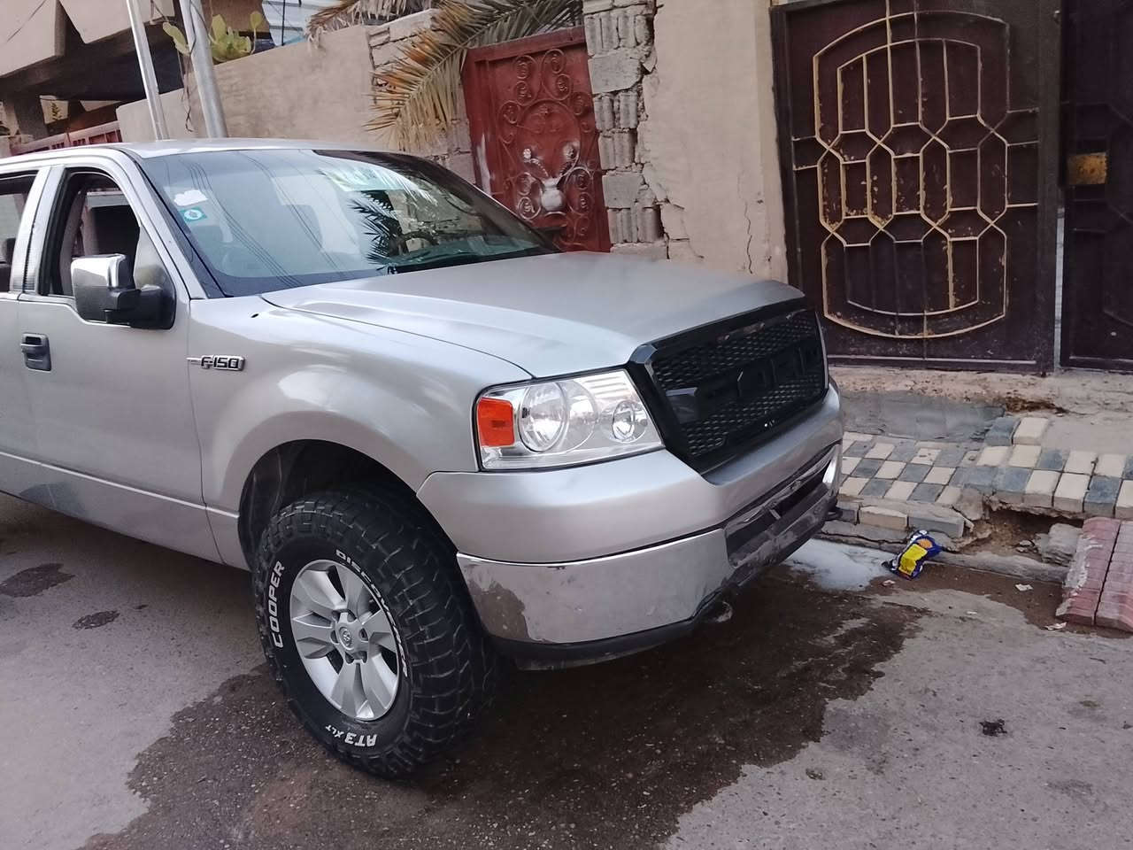 فورت اف 150موديل 2008سياره شقاله بيه نقوصات بسيطه سياره رقم انبار تحويل ثاني يوم تنباع على وضعه اتصال ***********
