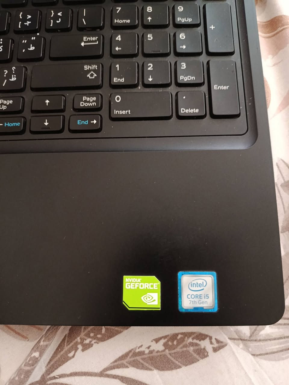 السلام عليكم ، لابتوب للبيع 

الاسم : Dell Latitude 5580  
المعالج :
 Intel(R) Core(TM) i5-7440 HQ CPU @ 2.80 GHz
 
الرام : 16 GB 
الكرت الداخلي : Intel (R) HD Graphics 630 (128MB) 
الكرت الخارجي : NVIDIA Geforce 940 MX (2GB) 
الهارد : SSD BLACK WOLF S501 - 512 GB 

السعر 400 
الجهاز يفيد للدراسة وتشغيل البرامج الهندسية بسلاسة ، وممكن يشغل العاب مثل العاب ال PS2 (1080p-60fps) فما دون .


**إذا كنت صاحب هذا الإعلان وتريد حذفه لأي سبب، رجاءا أرسل رسالة إلى الدعم الفني**