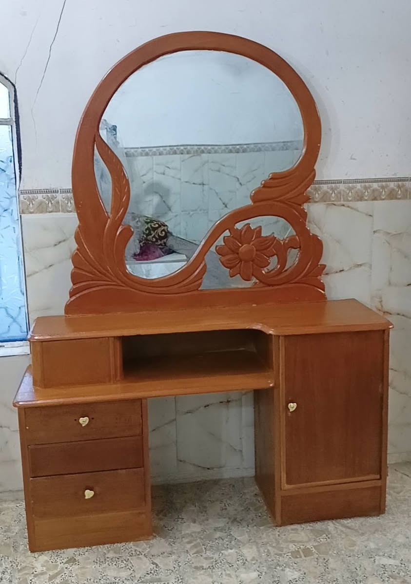 ***********‬‏ ‏‪رقم صاحب الغرفه
سعر 325 بيه مجال‏
غرفه صاج عراقيه ام 5 باب نضيفه كامله
المكان النجف
