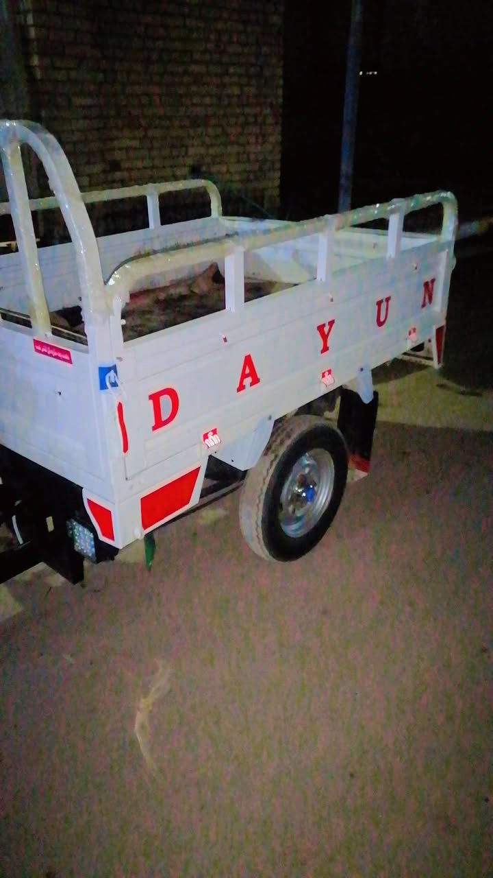 سلام عليكم  
ستوته للبيع  2019.  اوراق
ستوته جاهزه مابيه نقص محرك ما مفتوح
 مكاني شطره السعر مليونين 100وبيه مجال الشراي يتصل  ***********🫱🏽‍🫲🏻
