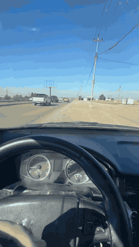 السلام عليكم عرصه زراعي طريق المشايه الطيران يم سكه القطار 300متر مسيجه وكامله تبليط وماي ومجاري السعر(25)***********
