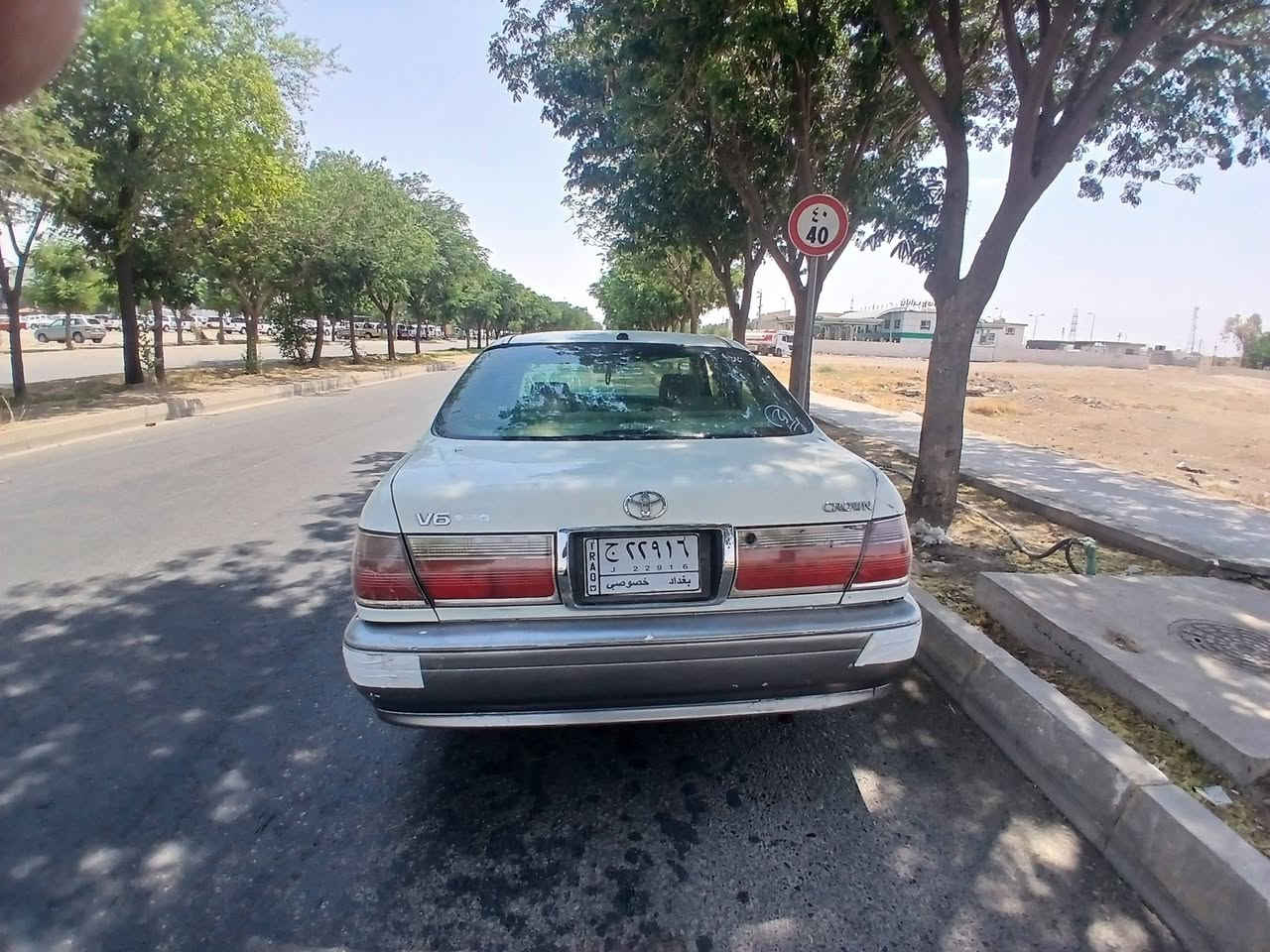 مەلیکە بڕاوە vvt خۆم باسی نەکەم نازانی بڕاوەیە
٢٠٠١ 
گێڕو مەکینە بەشەرت هەڵمی دەمیشی نیە
تەقەو ڕەقەی نیە
مشتی سوکان بەشەرت
سەقفی بەشەرت
کۆتایی ٢٨ گڵا
*********** لەکەلارم
