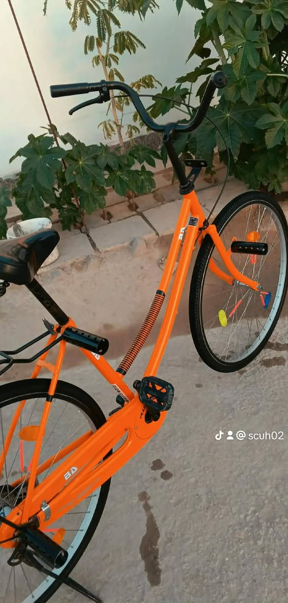 السلام عليكم شباب بايسكل للبيع فول نظافه السعر 150 وبي مجال***********

