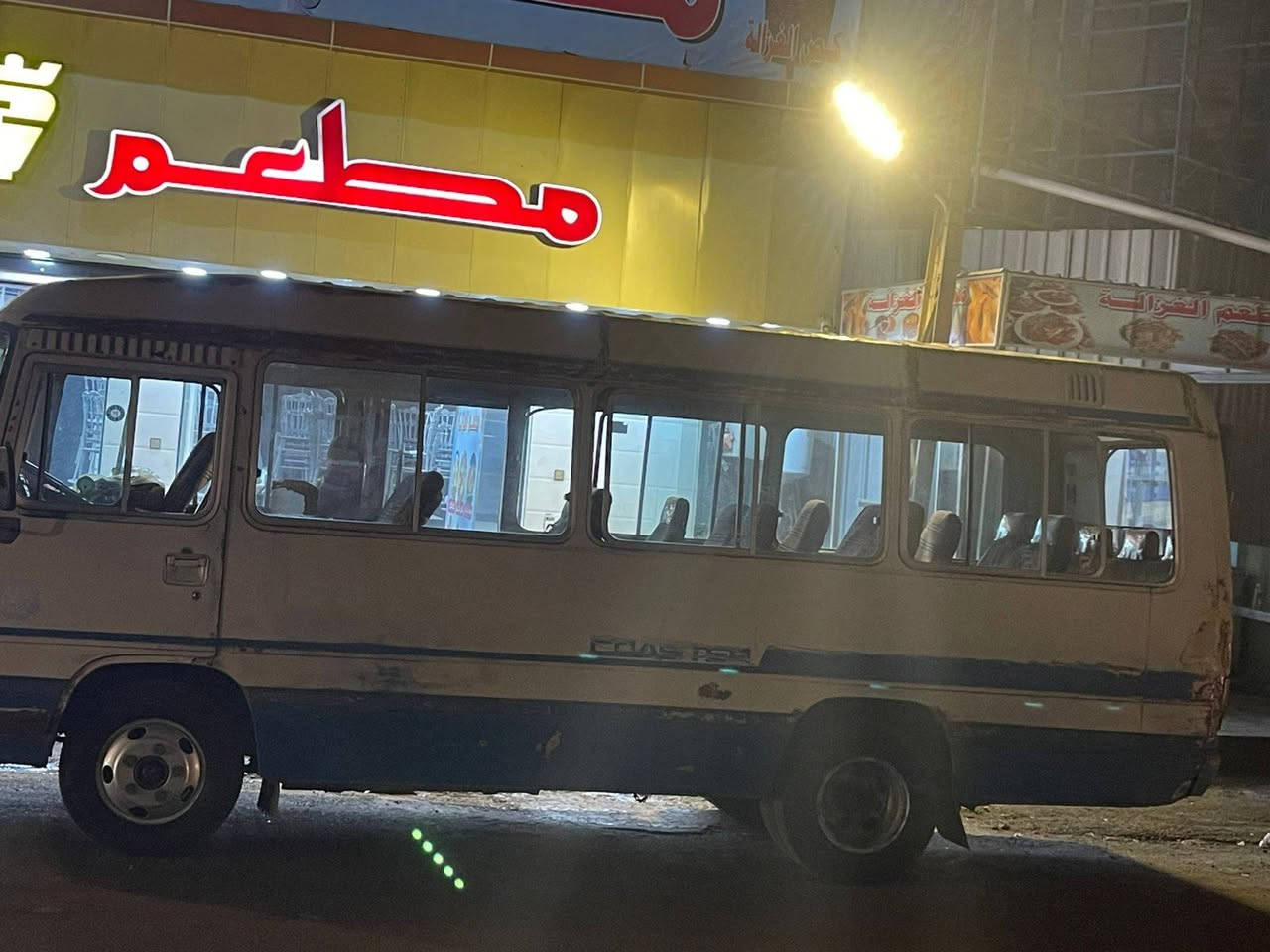 سلامه عليكم عريضه للبيع مديل ١٩٨٦ سياره مكينه بطه وتماتيك سياره خير من الله دكس وبوره مكاني بغداد سعر ٦ونص وبيه مجال ستفساره خاص ***********
