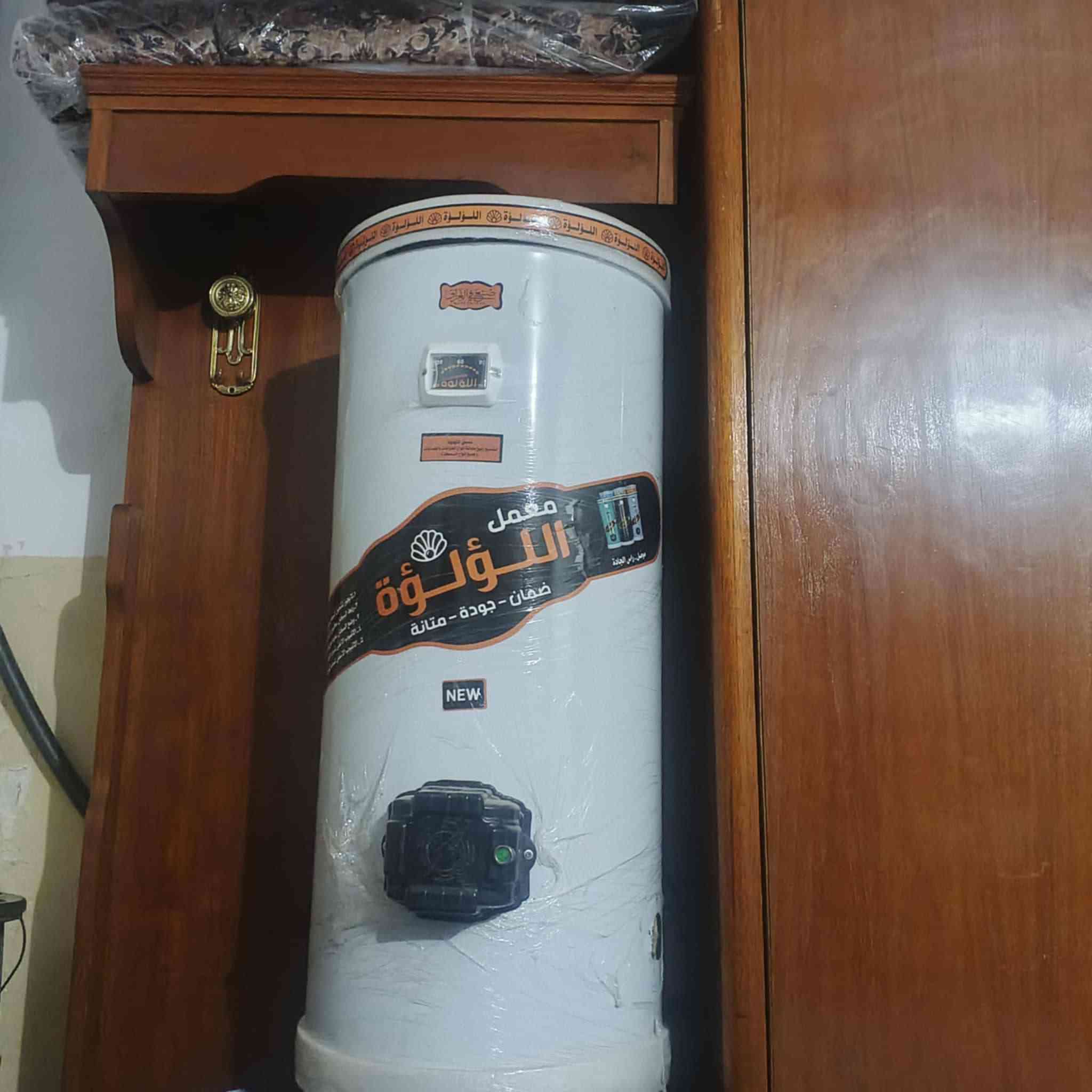 سلام عليكم كيزر لبيع جديد بعدو بل لا يلون العنوان موصل حي العريبي *********** ادمن وافق حبيبي السعر 55بي مجال حك الجيها
