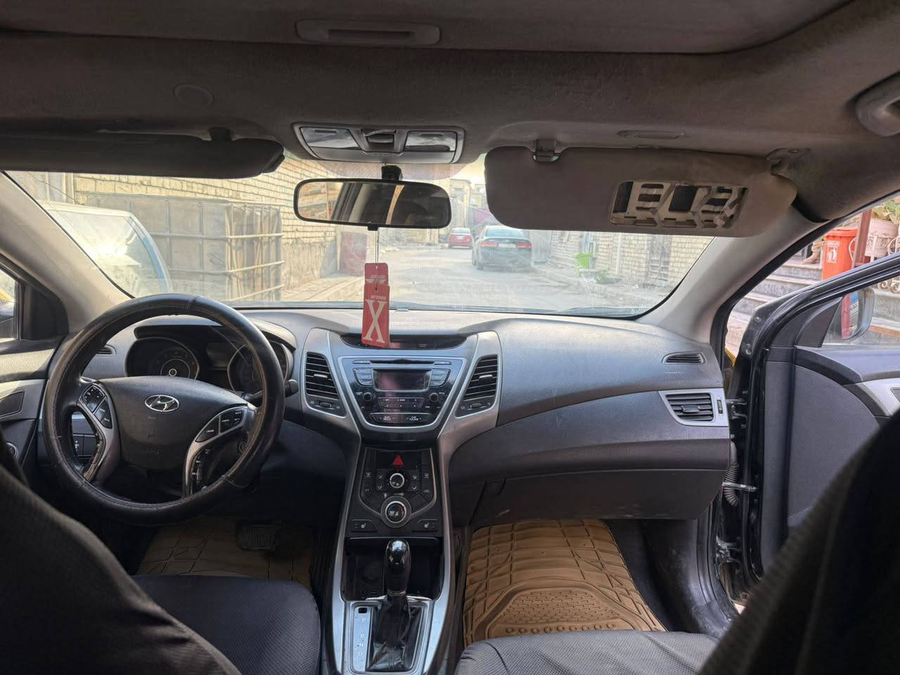 السلام عليكم سياره النترا موديل 15 للبيع سياره حادثهه جنطه فقط مكينه تبريد صدر  تايرات كله جديد سياره مصفره بسمي الرقم الإنكليزي الجديد الرقم بغداد السعر 98 ورقه مكاني بغداد الشراي يتصل ع الخط *********** غير متواجد ع الفيس سياره جاهزه كبل للشارع
