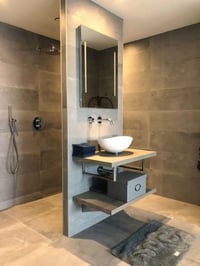 أختيارك يبـدأ من المعـرفـة  زورونا  معرض الاسباني للسيراميك-تكريت وأكت...