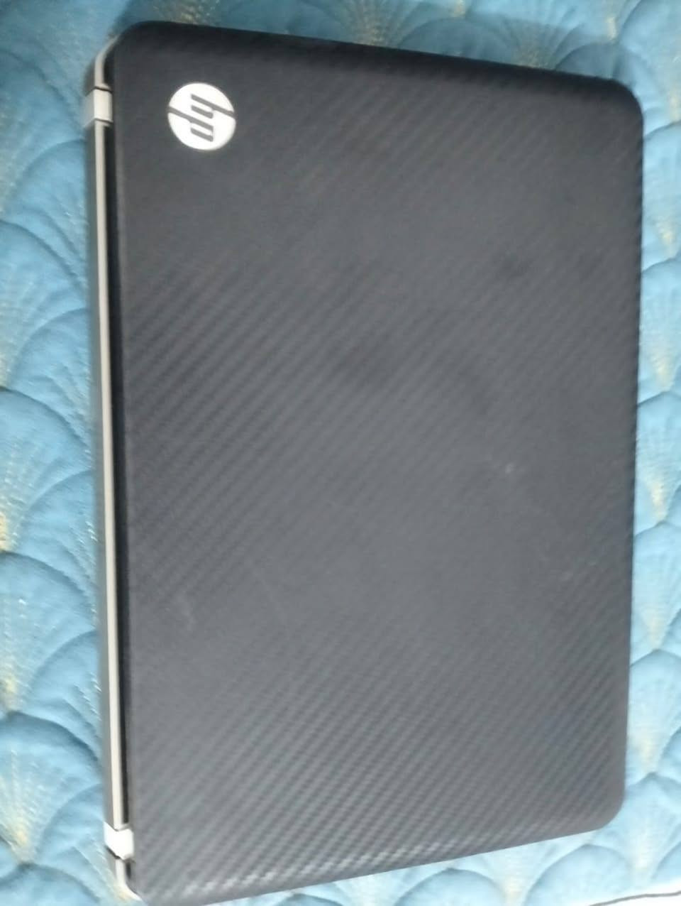 السلام عليكم
لاب توب اسمه اچ بي
ذاكرة 3 كيكا
كارت الشاشة 4 
مواصفات كلش عالية 
يعني ما يصفن لو يعلك للبيع سعره ٣٥٠ بي مجال للشراي للتواصل ***********
