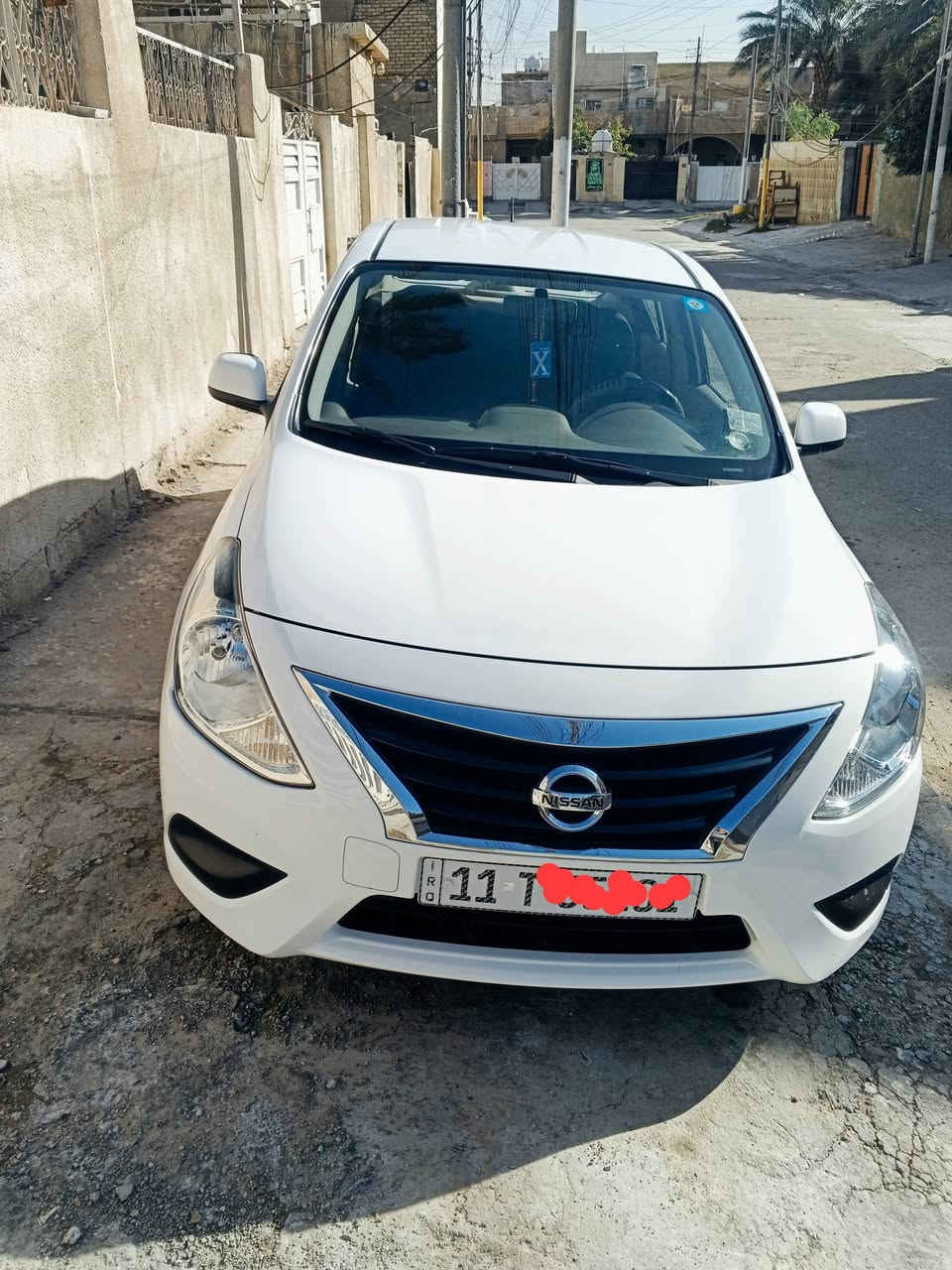 نيسان سني هندي 2020 السيارة نظيفة جداً 
مكفولة من الصبغ فقط بارد 
ماشية 47 الف 
‏‪***********‬‏ مكان السيارة بغداد البياع
