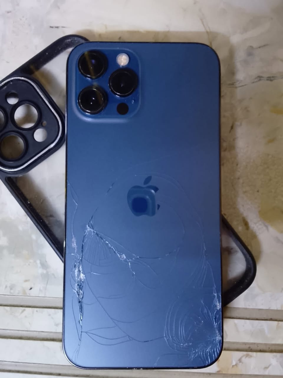 ‏سلام عليكم جهاز 12 ابر ماكس
‏ذاكره 512 دبل سيم كارت للبيع أو مرواس مكان كربلاء طوريج￼  ￼خاص مفتوح وهذا رقمي ***********
