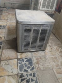 للبيع مبردات وحده حديد  وحده فافون واتساب 07683112146